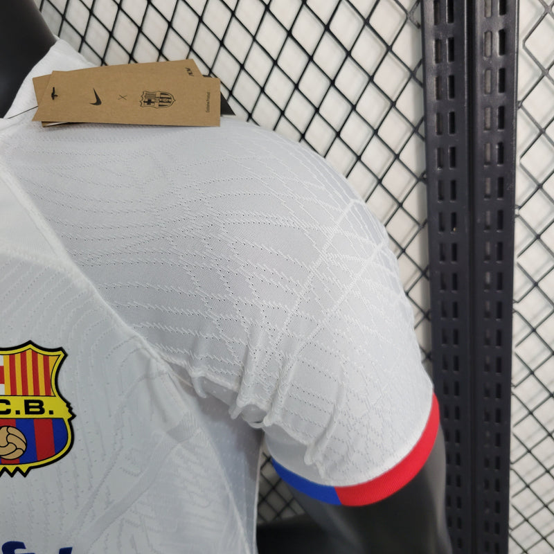 CAMISA VERSÃO PLAYER DO BARCELONA 23/24 BRANCO