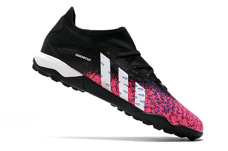 Chuteira Adidas Predator Freak -3 Low TF