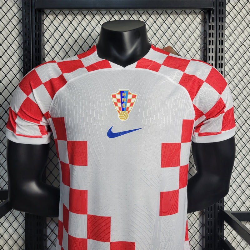 CAMISA VERSÃO PLAYER DA SELEÇÃO DA CROACIA 22/23 BRANCO E VERMELHO